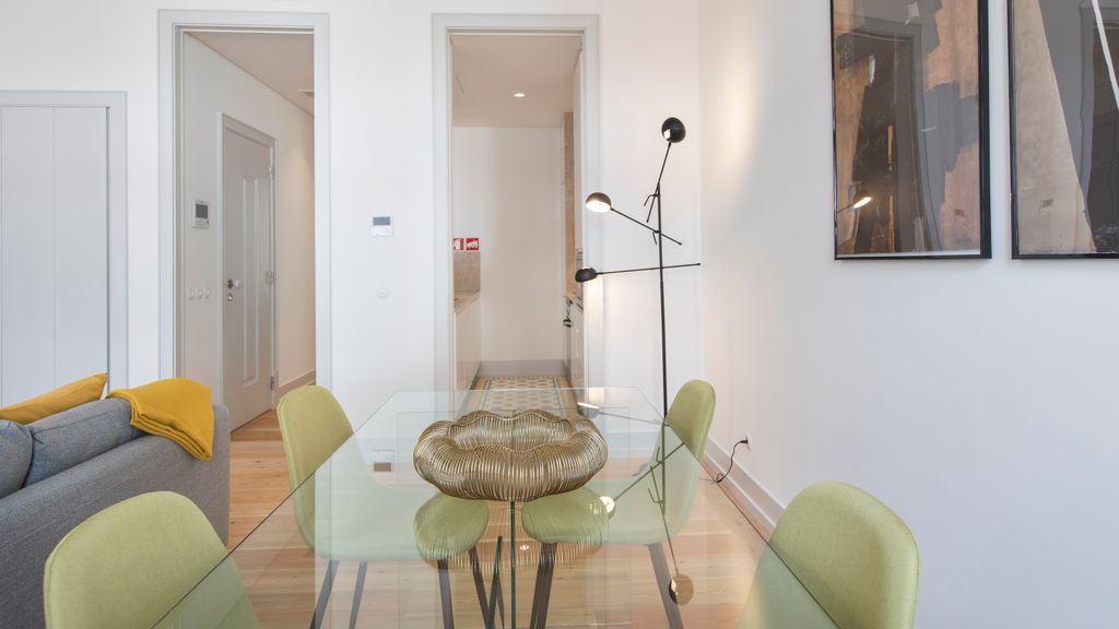 Downtown Lisbon Apartment by LovelyStay