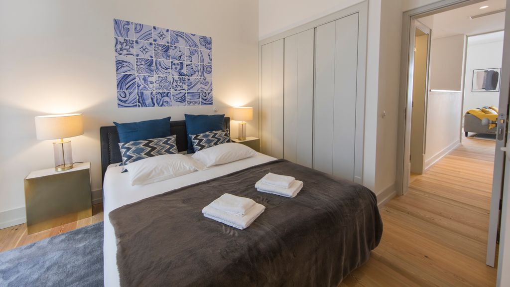 Downtown Lisbon Apartment by LovelyStay