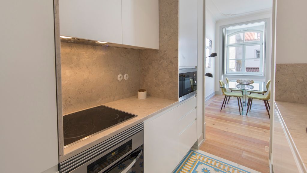 Downtown Lisbon Apartment by LovelyStay