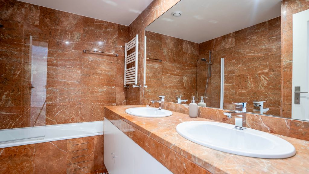 Seaside 3BR Flat in Póvoa by LovelyStay