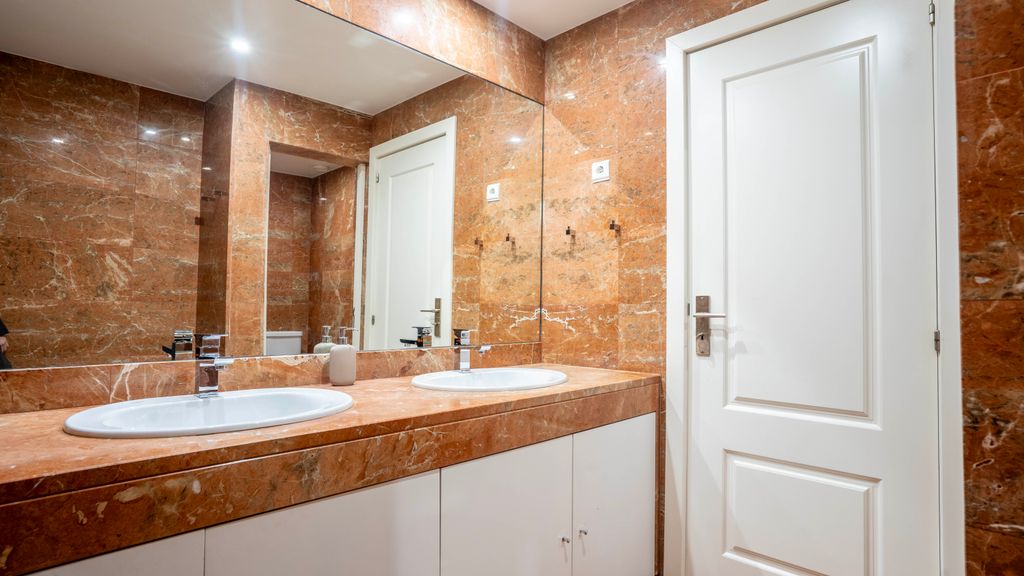 Seaside 3BR Flat in Póvoa by LovelyStay