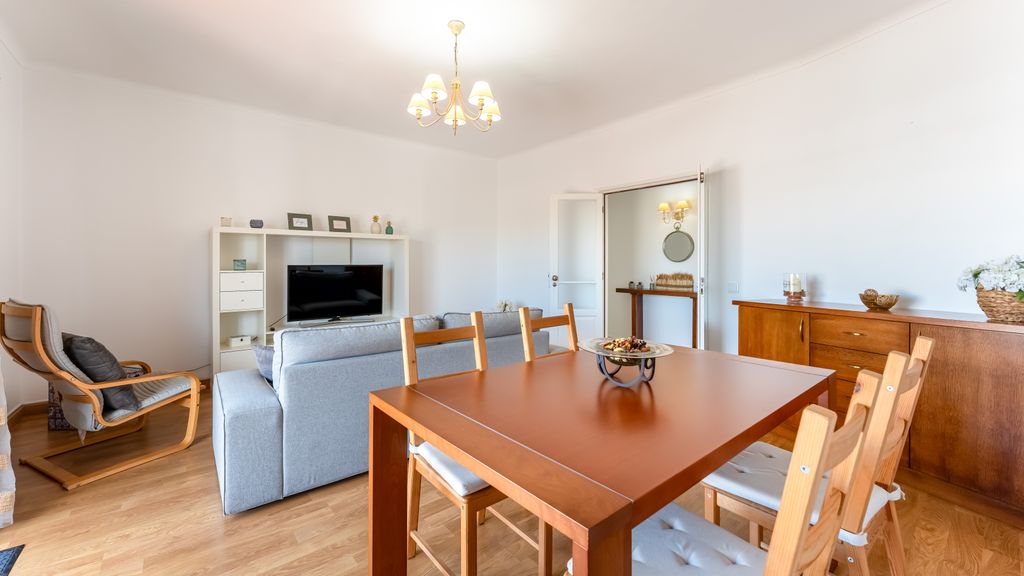 Sunny 3BDR Apt w/ Pool in Ferreiras by LovelyStay