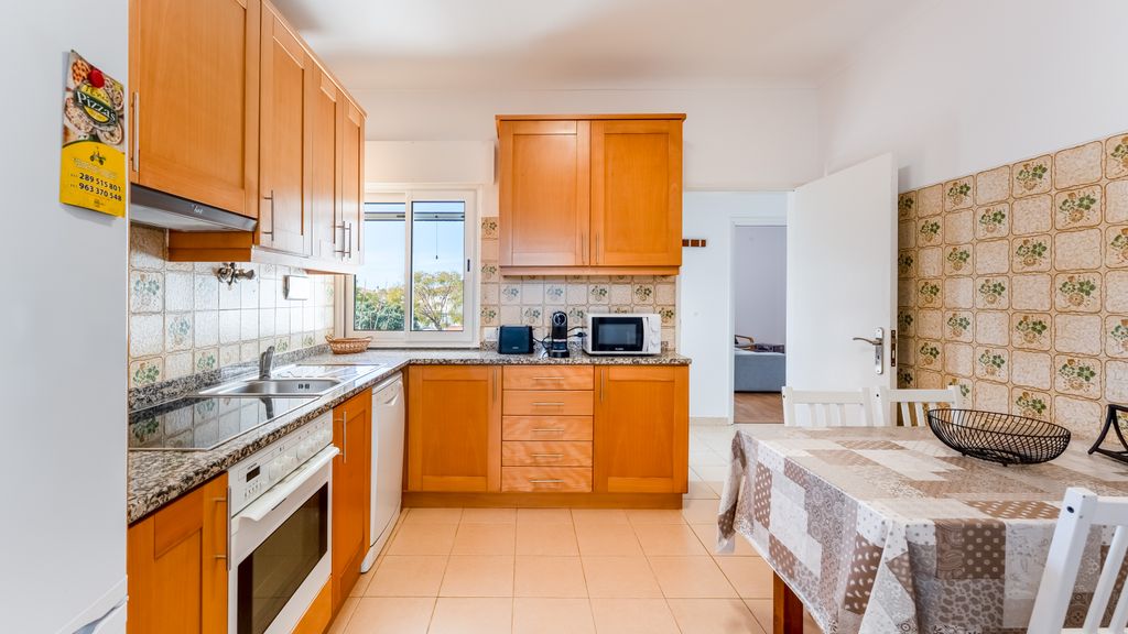 Sunny 3BDR Apt w/ Pool in Ferreiras by LovelyStay