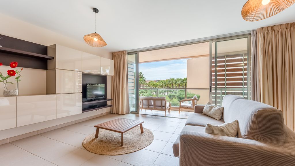 Seaside 3BDR Flat in Salgados w/Pool by LovelyStay