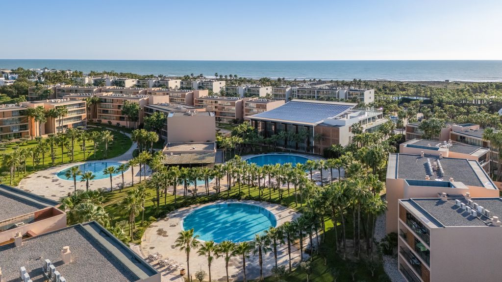 Seaside 3BDR Flat in Salgados w/Pool by LovelyStay