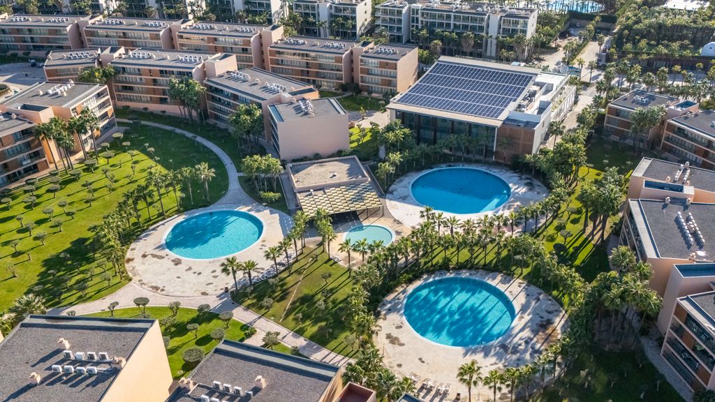 Seaside 3BDR Flat in Salgados w/Pool by LovelyStay