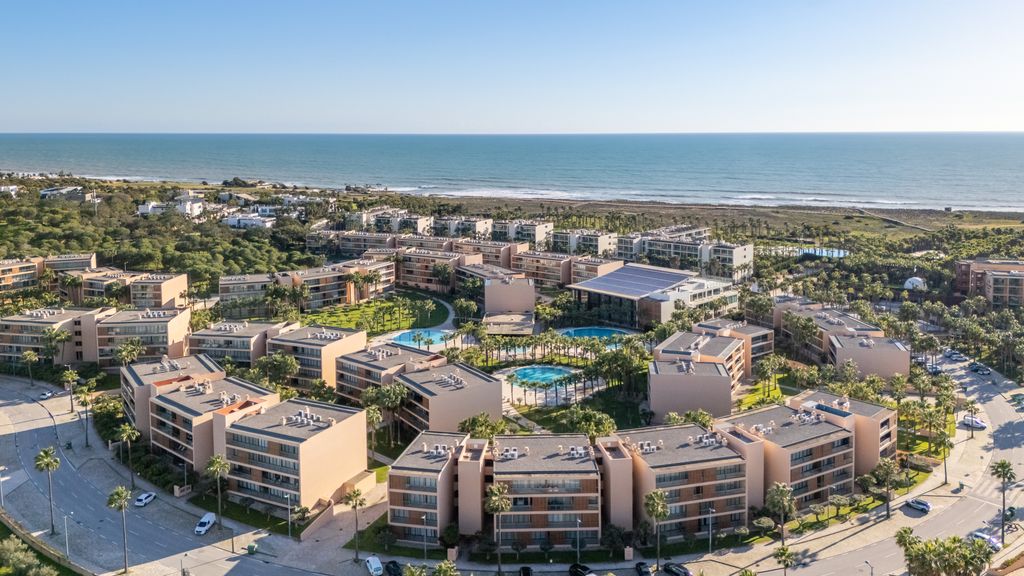 Seaside 3BDR Flat in Salgados w/Pool by LovelyStay