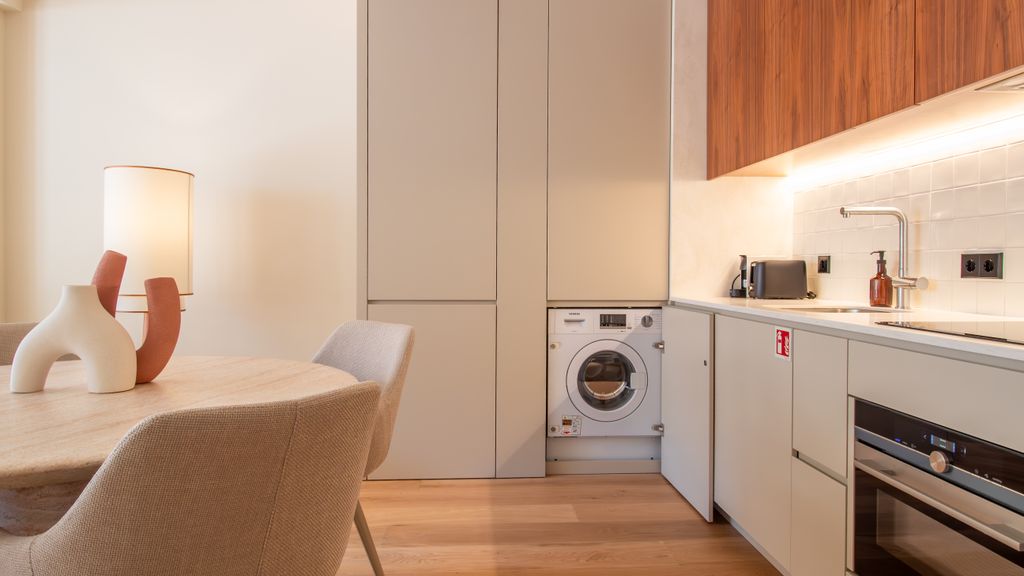 Catarina 392 | Elegant 1BR by LovelyStay