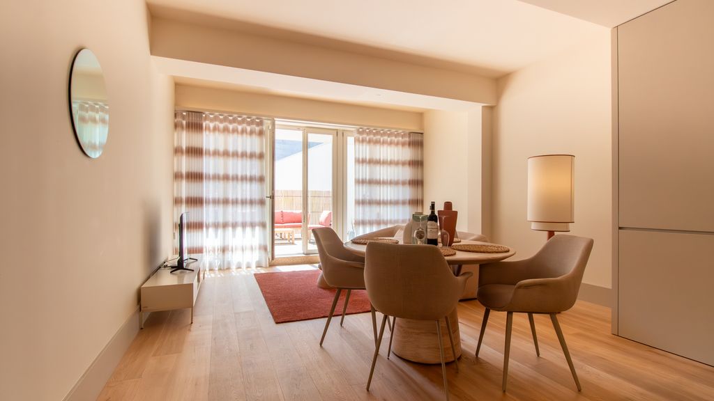 Catarina 392 | Elegant 1BR by LovelyStay