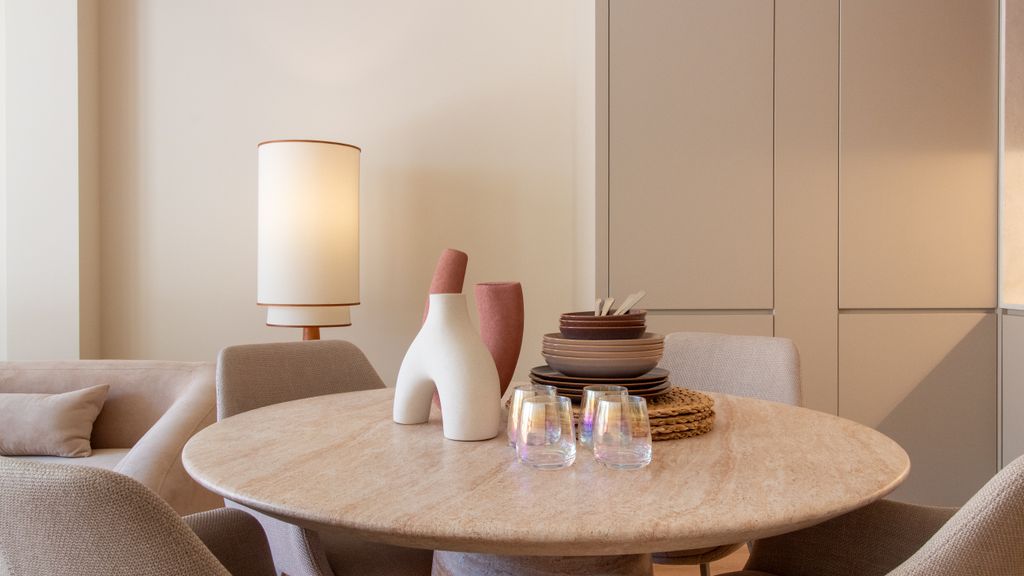 Catarina 392 | Elegant 1BR by LovelyStay