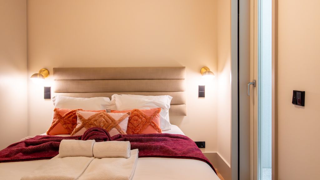 Catarina 392 | Elegant 1BR by LovelyStay