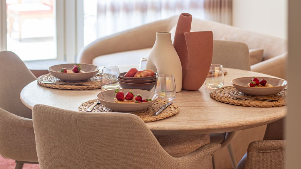 Catarina 392 | Elegant 1BR by LovelyStay