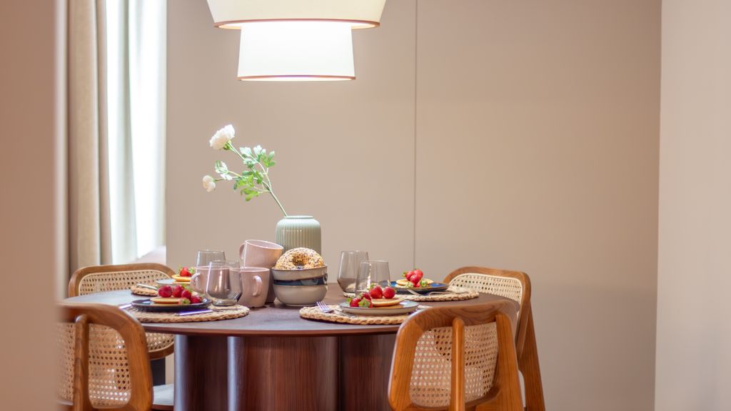 Catarina 392 | Modern 1BR by LovelyStay