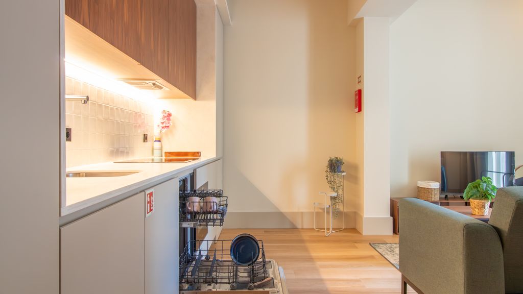 Catarina 392 | Modern 1BR by LovelyStay