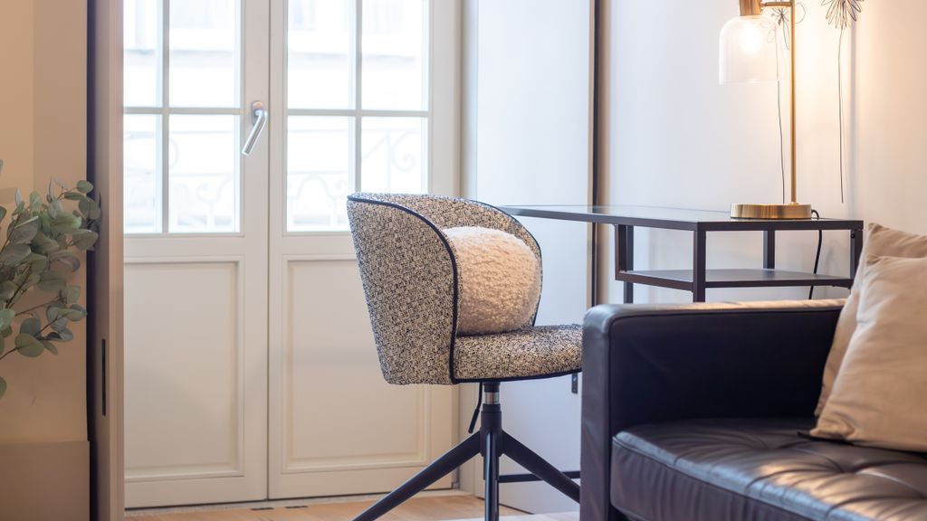 Catarina 392 | Urban 1BR by LovelyStay