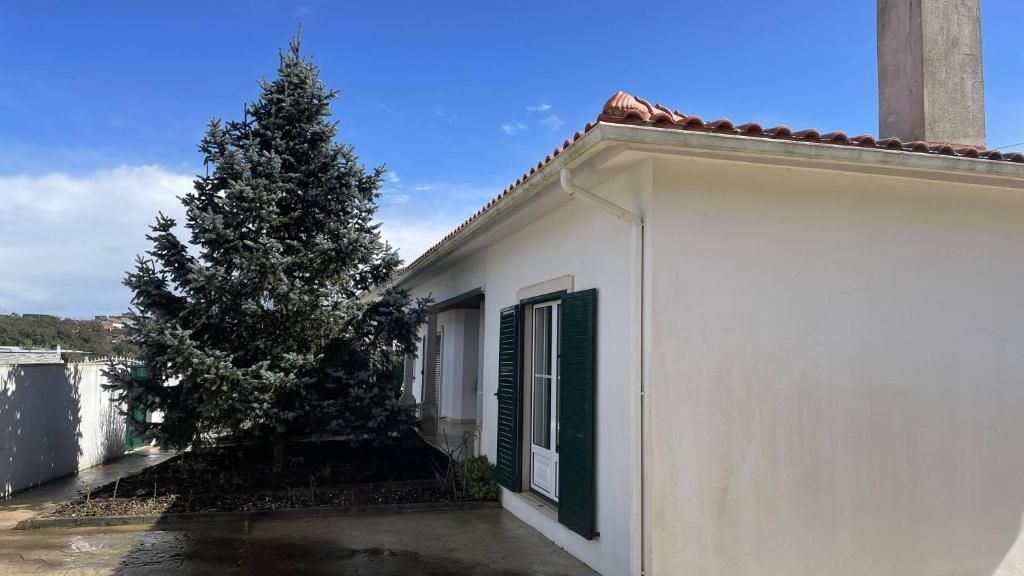 Casa com Alma | Room 4 by LovelyStay