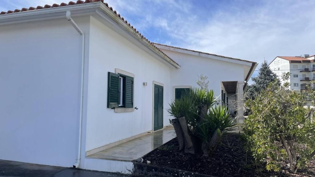 Casa com Alma | Room 4 by LovelyStay