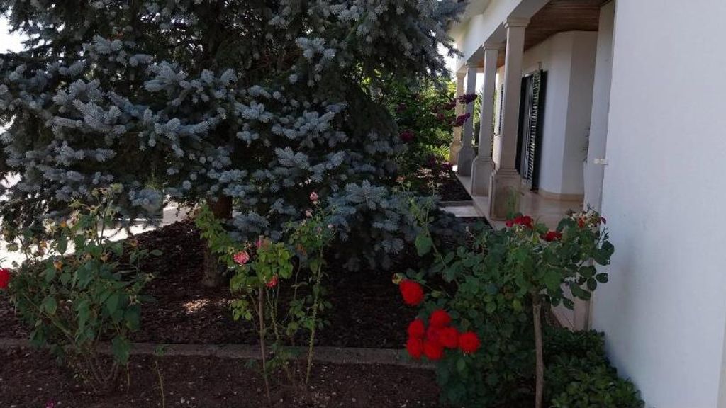 Casa com Alma | Room 4 by LovelyStay