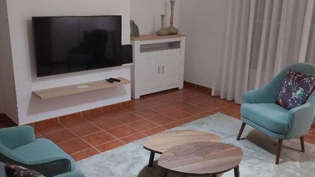 Casa com Alma | Room 4 by LovelyStay