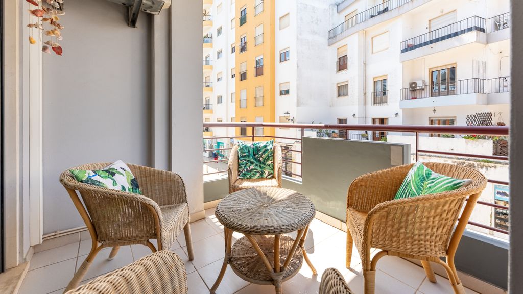 Rua Dom Vasco da Gama, Edf Vasco da Gama Bloco B 12 A, 1 A