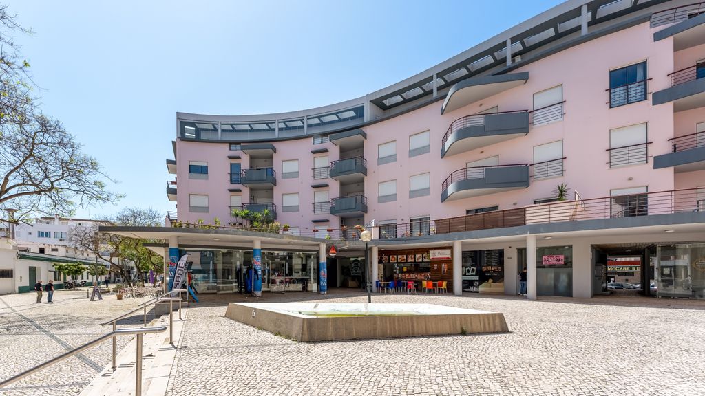 Rua Dom Vasco da Gama, Edf Vasco da Gama Bloco B 12 A, 1 A