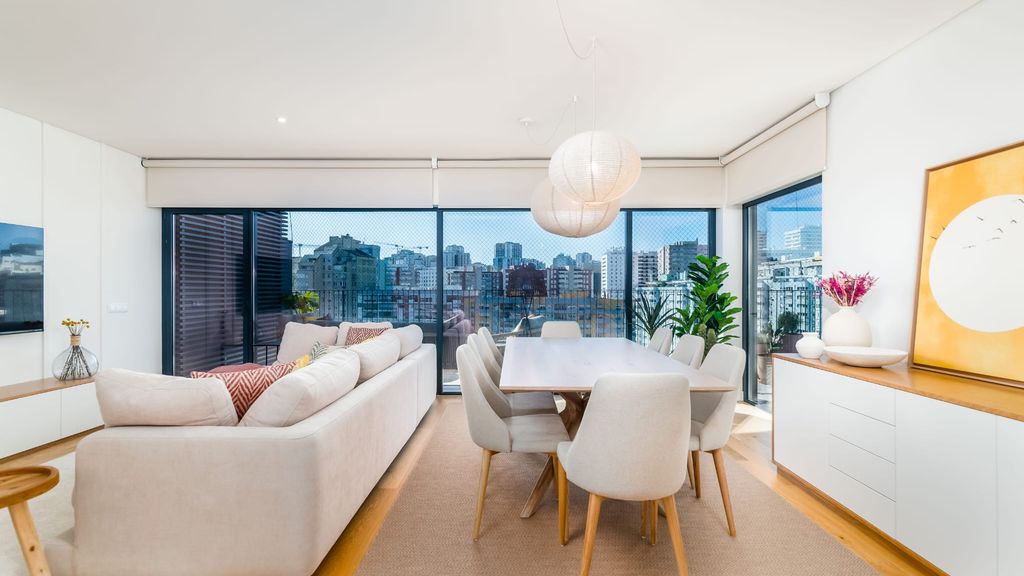 Miraflores Modern Apt w/ Balcony by LovelyStay