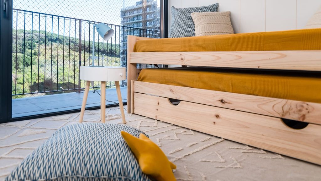 Miraflores Modern Apt w/ Balcony by LovelyStay