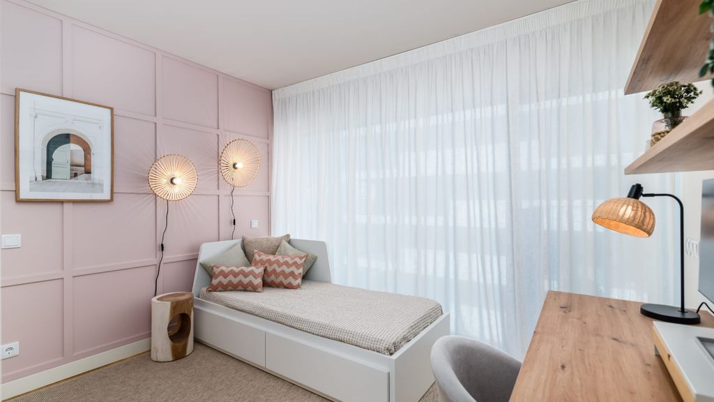Miraflores Modern Apt w/ Balcony by LovelyStay