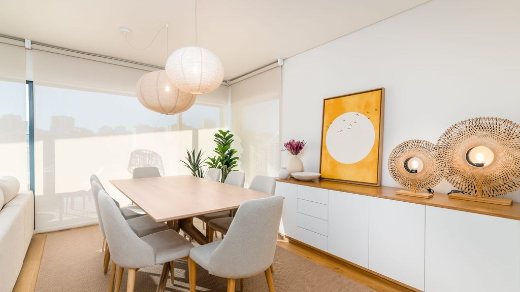 Miraflores Modern Apt w/ Balcony by LovelyStay