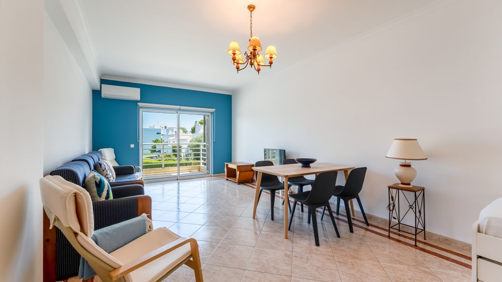Cozy 1Bdr Flat w/Pool in Vilamoura by Lovelystay