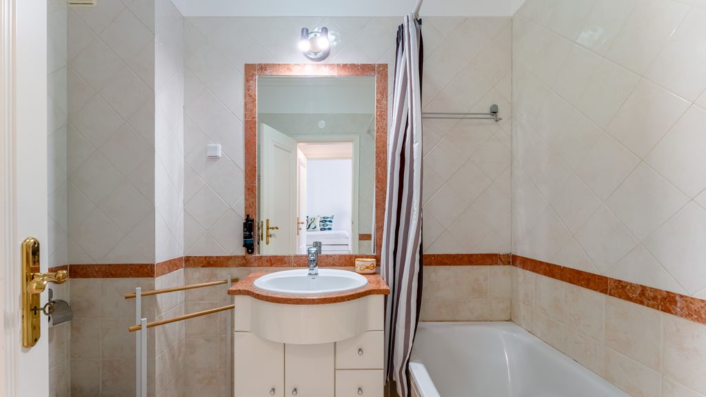 Cozy 1Bdr Flat w/Pool in Vilamoura by Lovelystay