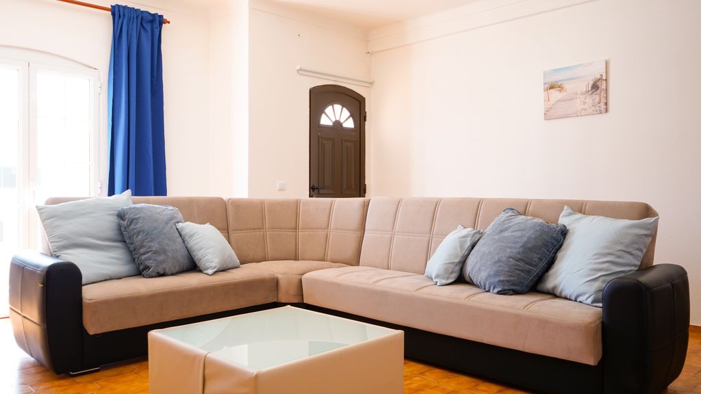 Altura House - Oasis w/ Terrace by LovelyStay