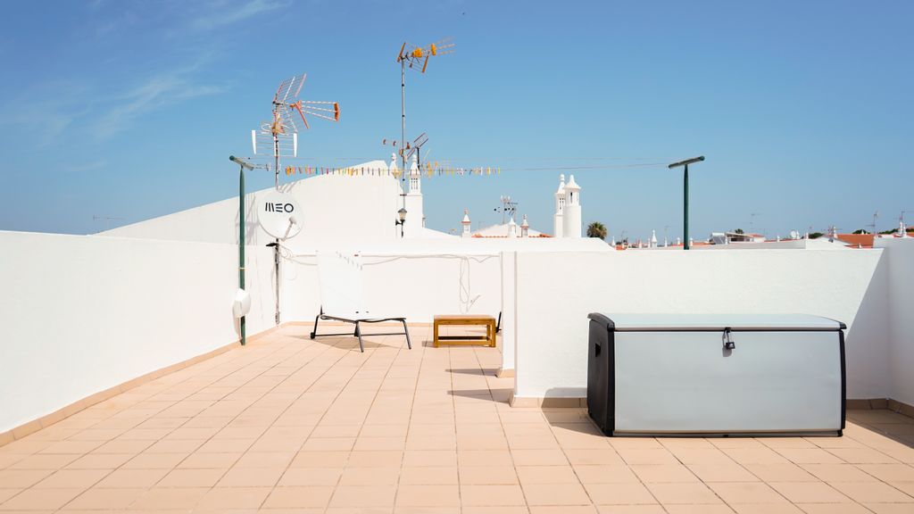 Altura House - Oasis w/ Terrace by LovelyStay