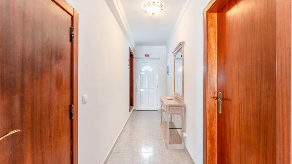 Altura House - Hideaway w/ Patio by LovelyStay