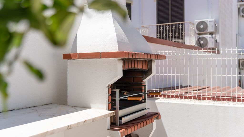 Altura House - Hideaway w/ Patio by LovelyStay