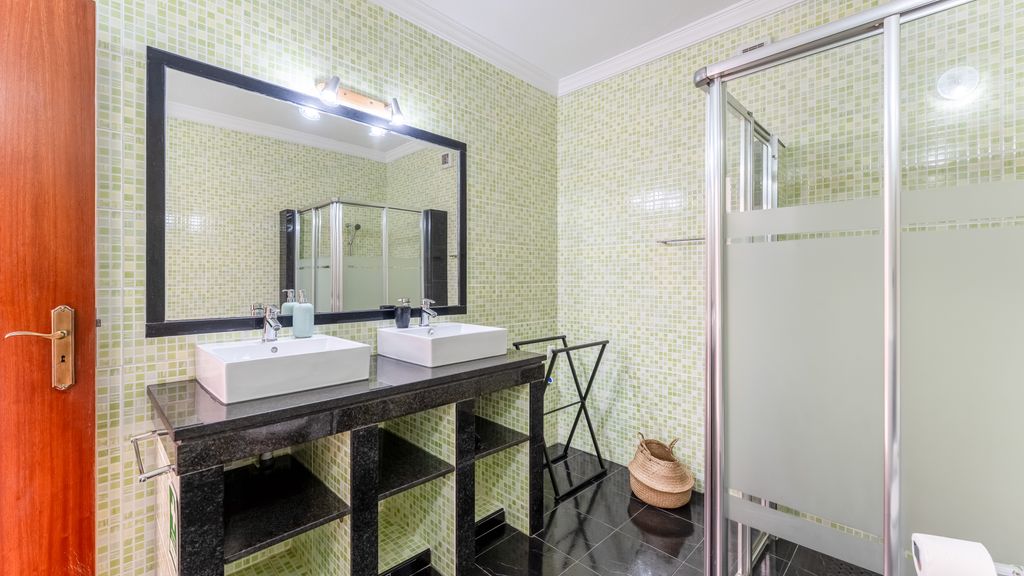 Altura House - Hideaway w/ Patio by LovelyStay