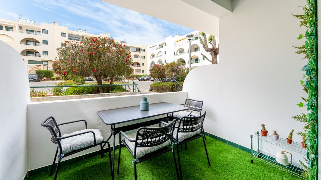 Modern Studio w/Balcony in Salgados by Lovelystay