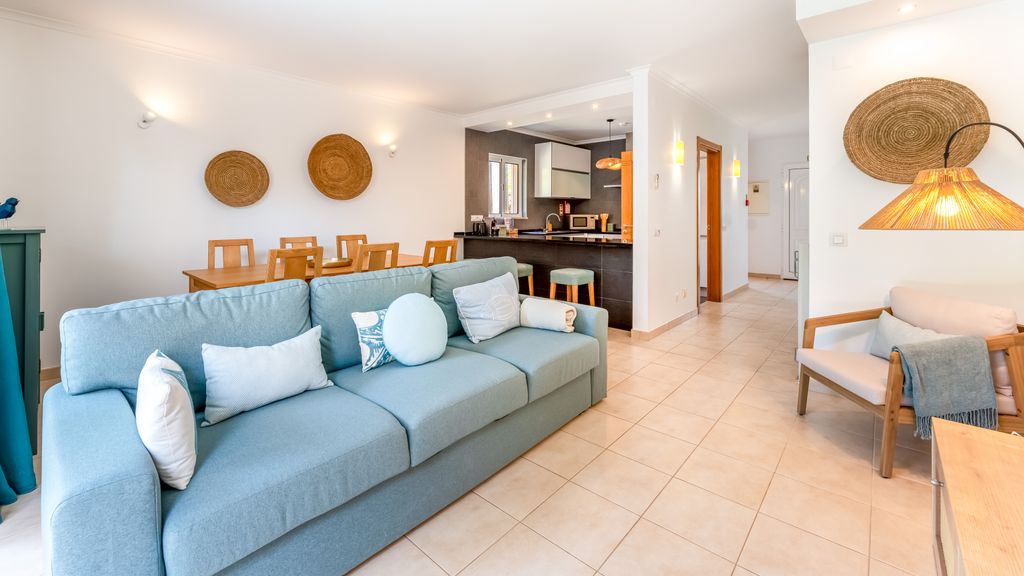 Modern Carvoeiro House by LovelyStay