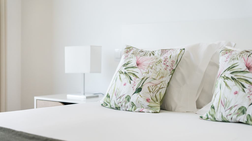Elegant 2BDR Apartment in Quarteira by Lovelystay