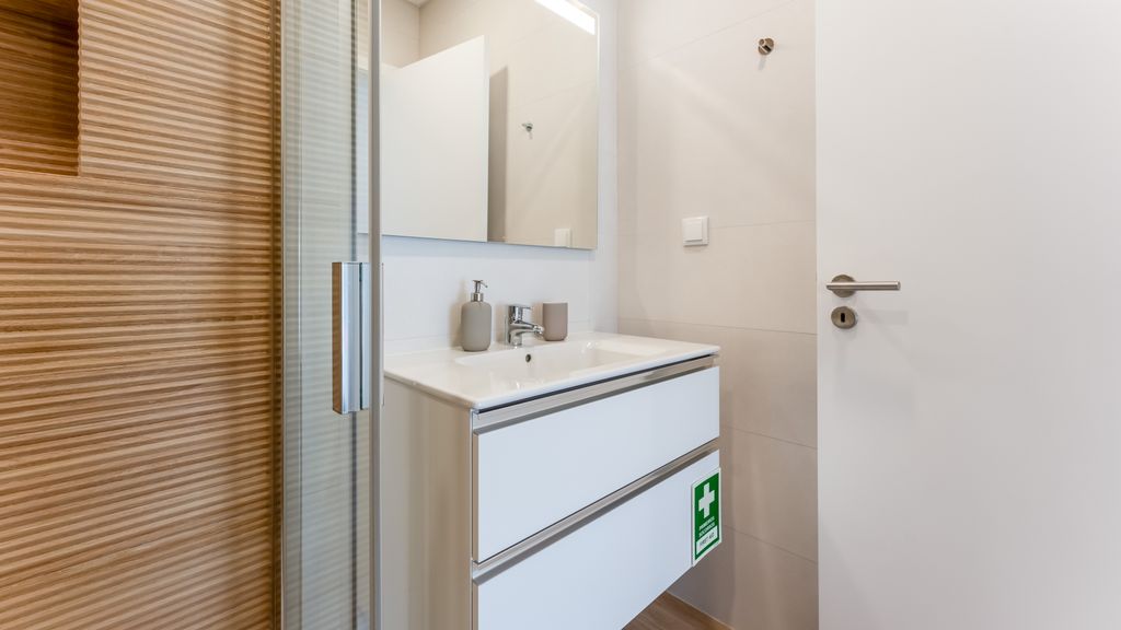 Elegant 2BDR Apartment in Quarteira by Lovelystay