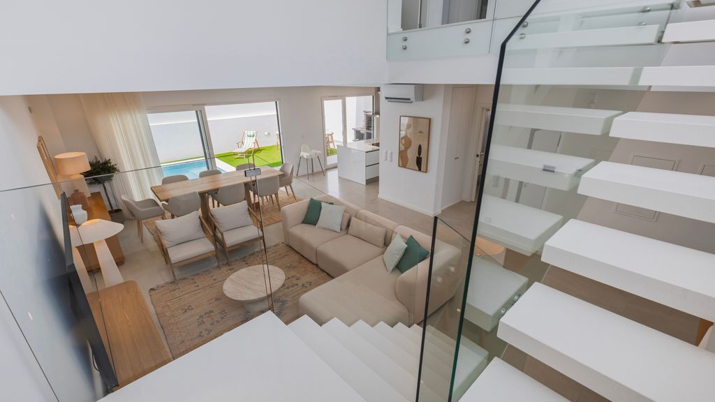 Villa Aroeira w/ Pool by LovelyStay