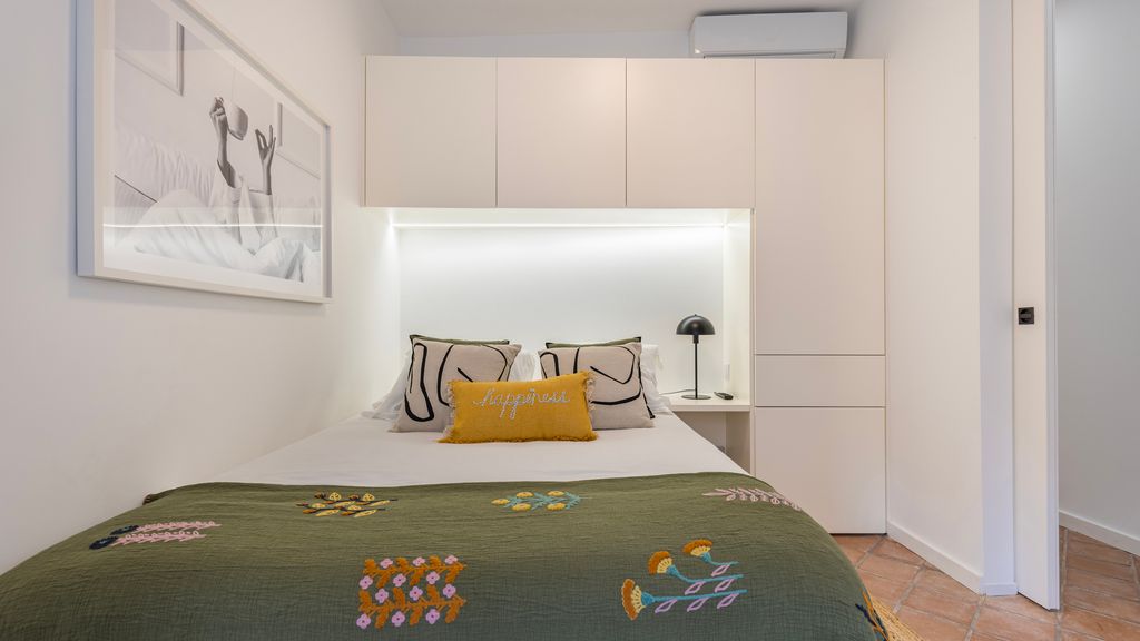 Sunny Garden 2BDR Apartment by LovelyStay