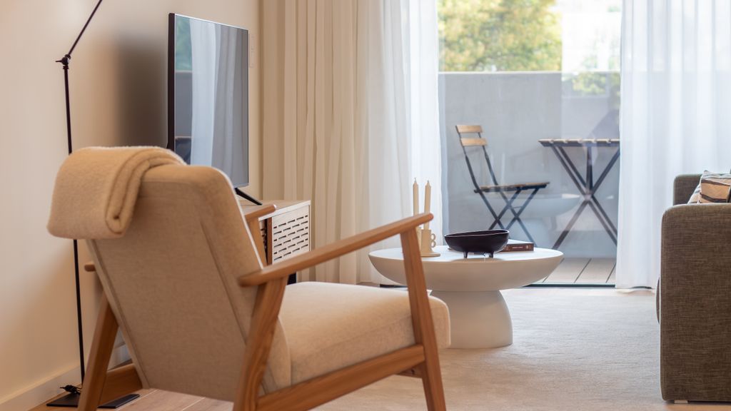 Gaia Elegant Apartment w/ Patio by LovelyStay