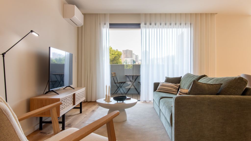Gaia Elegant Apartment w/ Patio by LovelyStay