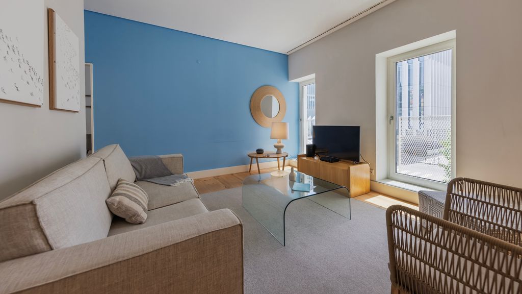 Charming Santos Apartment by LovelyStay
