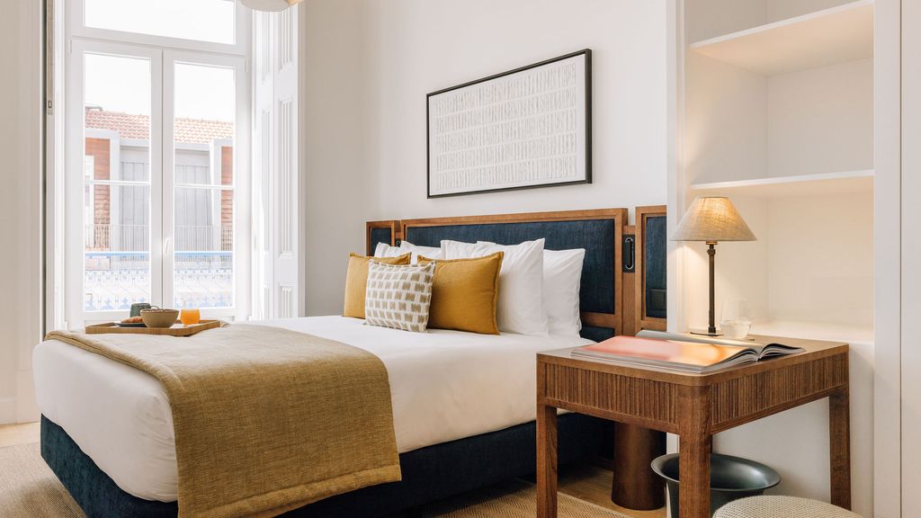 One Bedroom Superior City View