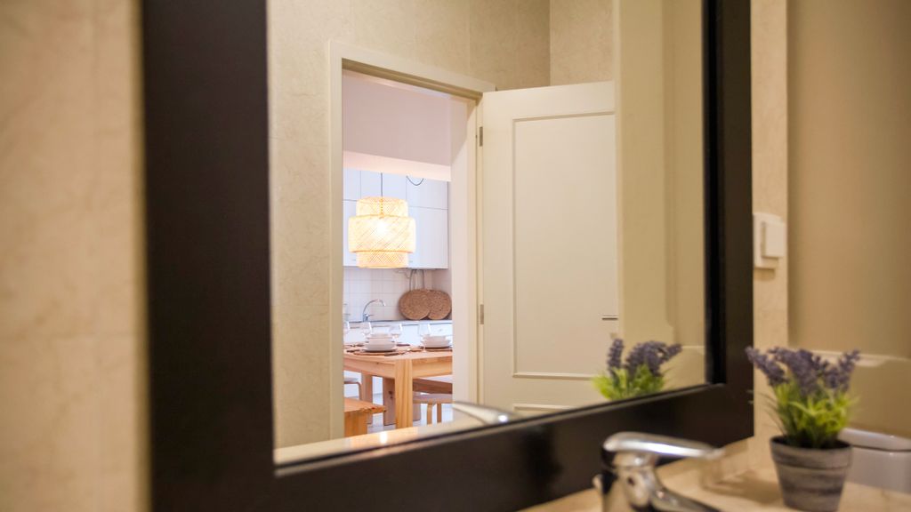 Central 3BDR Apartment in Lisbon by LovelyStay