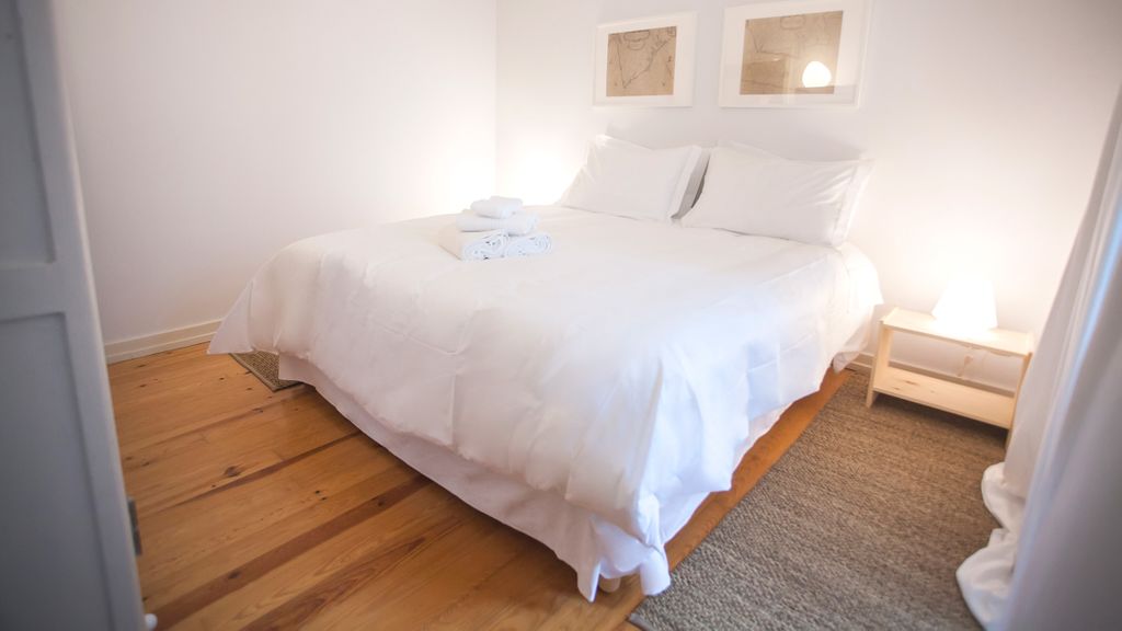 Central 3BDR Apartment in Lisbon by LovelyStay