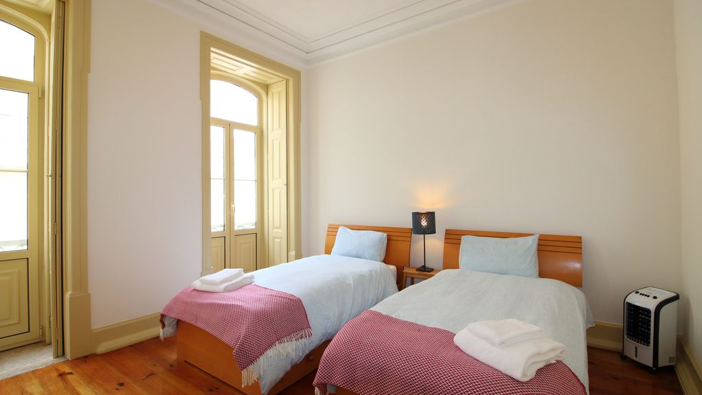 Casa 11 Cravos by LovelyStay