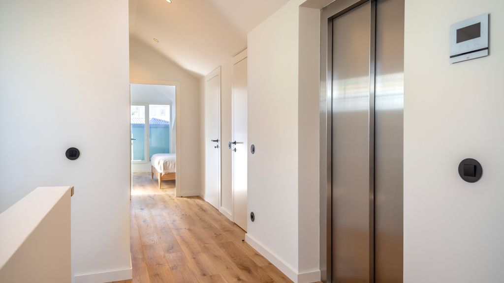 EDiTiON 147 - Sea View Penthouse by LovelyStay